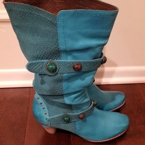 L'artiste by Spring Step Promenade Turquiose Boots